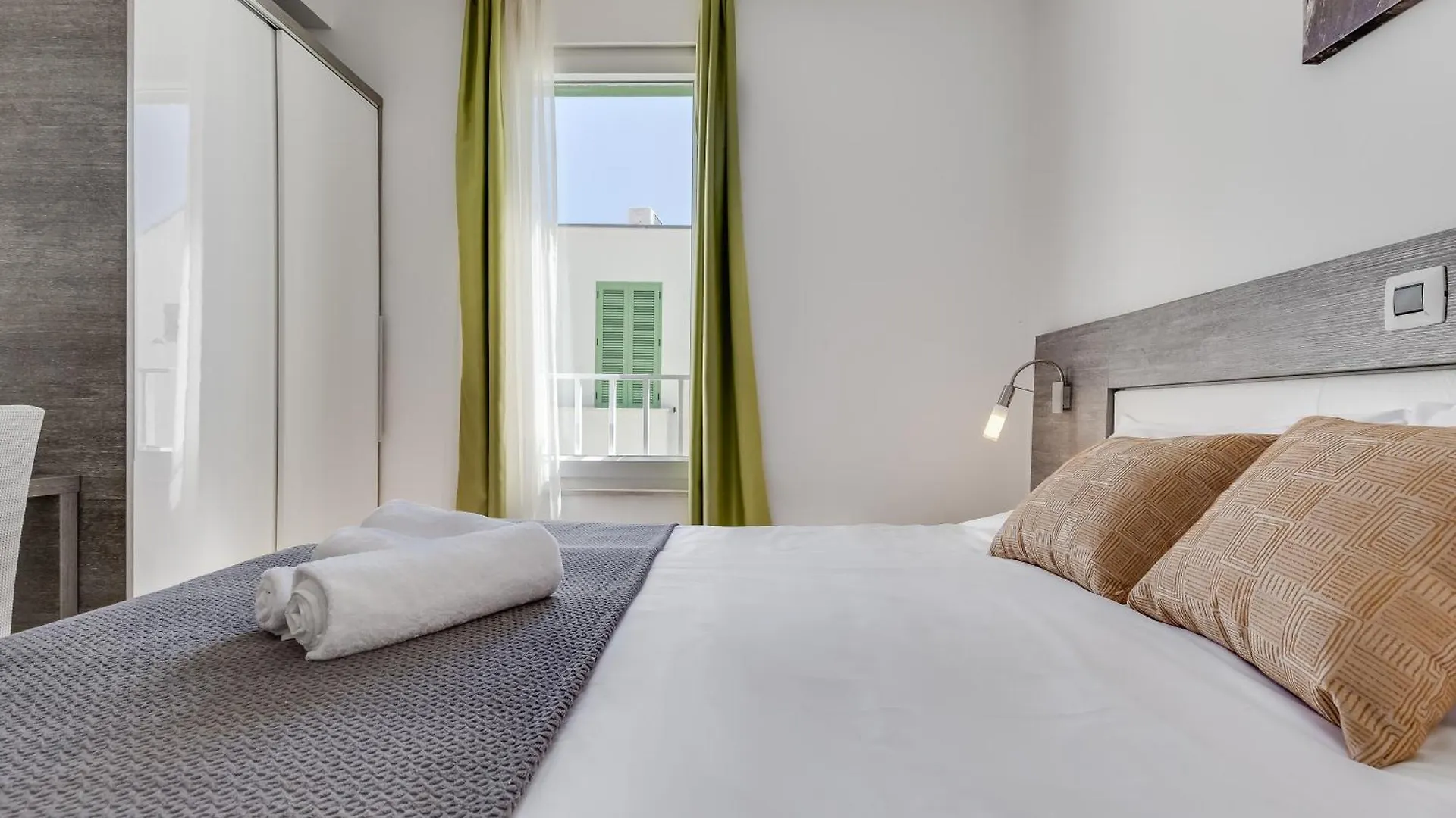 Sunny Resort Apartment Aurora Green Petrcane Kroatien