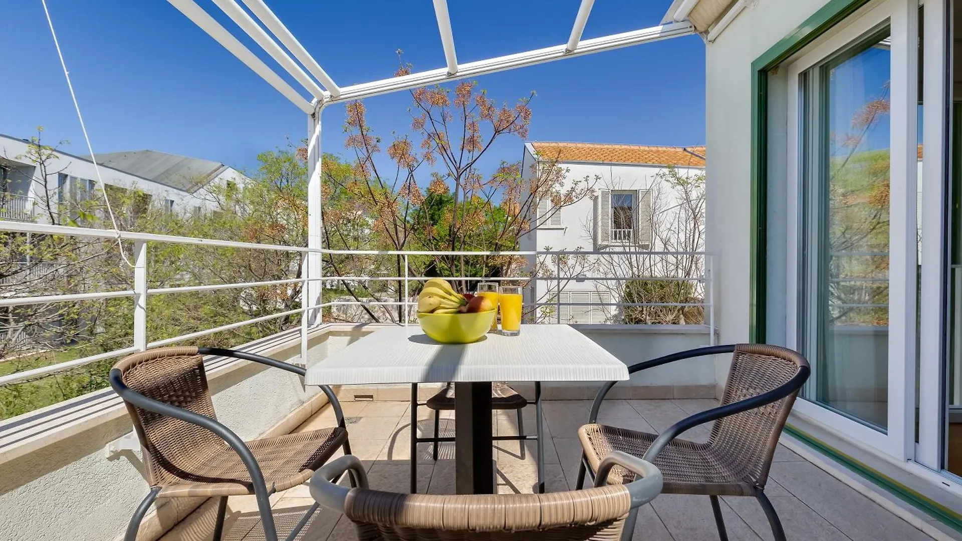 Sunny Resort Apartment Aurora Green Petrcane 0*,